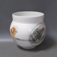 H 18 x D16cms